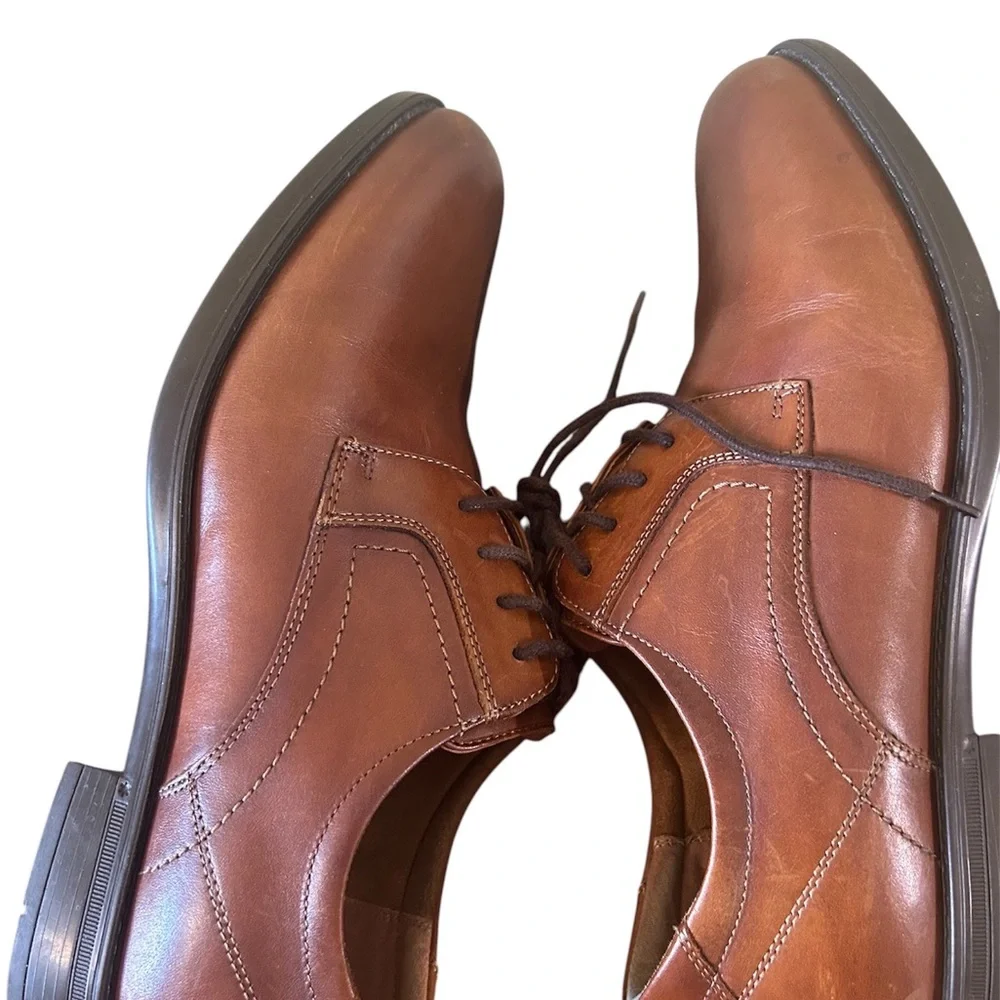 Florsheim extra wide